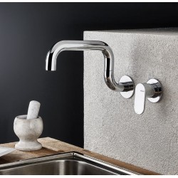 Kitchen tap Wall-mounted material: Brass, color: Chrome surface: Glossy Wall-mounted