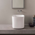 Washbasin Free standing 42x42x40 material: Porcelain Without hole Without overflow, color: White surface: Glossy Free standing Washbasin Free standing 42x42x40 material: Porcelain Without hole Without overflow, color: White surface: Glossy Free standing