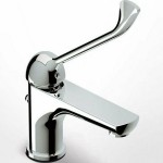 Μπαταρία νιπτήρος ΑΜΕΑ, με λαβή 14,8cm & βαλβίδα, χρώμα: Χρωμέ από ορείχαλκο Μπαταρίες νιπτήρος ΑΜΕΑ Μπαταρία νιπτήρος ΑΜΕΑ, με λαβή 14,8cm & βαλβίδα, χρώμα: Χρωμέ από ορείχαλκο Μπαταρίες νιπτήρος ΑΜΕΑ