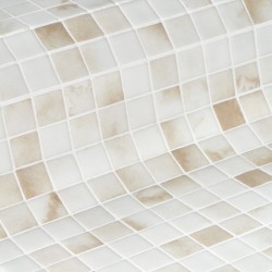 Ψηφίδα πισίνας 2,5x2,5 Ισπανίας, σχήμα: Τετράγωνο Α’ διαλογής, απόχρωση: Λευκό/Μπεζ σε δίχτυ 30x30 Ψηφίδες