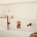Μπαταρία ντουζιέρας εντοιχιζόμενη 2 εξόδων αναμεικτική από ορείχαλκο με πλακέτα κομπλέ, Brushed bronze, χρώμα: Μπρονζέ επιφάνεια: Βουρτσισμένη Εντοιχιζόμενες εξωτερικό μέρος Μπαταρία ντουζιέρας εντοιχιζόμενη 2 εξόδων αναμεικτική από ορείχαλκο με πλακέτα κομπλέ, Brushed bronze, χρώμα: Μπρονζέ επιφάνεια: Βουρτσισμένη Εντοιχιζόμενες εξωτερικό μέρος