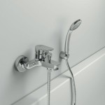 Bathtub tap Wall-mounted exposed material: Brass with hand shower, hose and holder mixer, color: Chrome surface: Glossy Wall-mouned exposed Bathtub tap Wall-mounted exposed material: Brass with hand shower, hose and holder mixer, color: Chrome surface: Glossy Wall-mouned exposed
