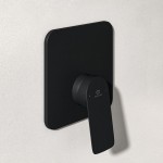 Shower tap Wall-mounted concealed - complete set 1 way material: Brass mixer With plate without hand shower, hose and holder KIT1+KIT2, Silk black, color: Black surface: Matt Wall-mounted - external part Shower tap Wall-mounted concealed - complete set 1 way material: Brass mixer With plate without hand shower, hose and holder KIT1+KIT2, Silk black, color: Black surface: Matt Wall-mounted - external part