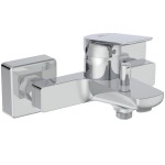 Bathtub tap Wall-mounted exposed material: Brass without hand shower, hose and holder mixer, color: Chrome surface: Glossy Wall-mouned exposed Bathtub tap Wall-mounted exposed material: Brass without hand shower, hose and holder mixer, color: Chrome surface: Glossy Wall-mouned exposed