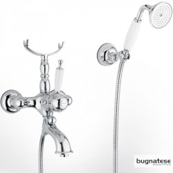 Μπαταρία μπανιέρας επίτοιχη από ορείχαλκο με τηλέφωνο, σπιράλ, στήριγμα με λευκή λαβή αναμεικτική, χρώμα: Χρωμέ επιφάνεια: Γυαλιστερή Επίτοιχες