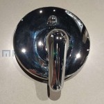 Μπαταρία ντουζιέρας εντοιχιζόμενη εξωτερικό μέρος 2 εξόδων αναμεικτική από ορείχαλκο με πλακέτα, χρώμα: Χρωμέ επιφάνεια: Γυαλιστερή Εντοιχιζόμενες εξωτερικό μέρος Μπαταρία ντουζιέρας εντοιχιζόμενη εξωτερικό μέρος 2 εξόδων αναμεικτική από ορείχαλκο με πλακέτα, χρώμα: Χρωμέ επιφάνεια: Γυαλιστερή Εντοιχιζόμενες εξωτερικό μέρος