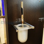 Πιγκάλ (Σκουπάκι) από ορείχαλκο επίτοιχος τύπος, χρώμα: Χρωμέ επιφάνεια: Γυαλιστερή Πιγκάλ