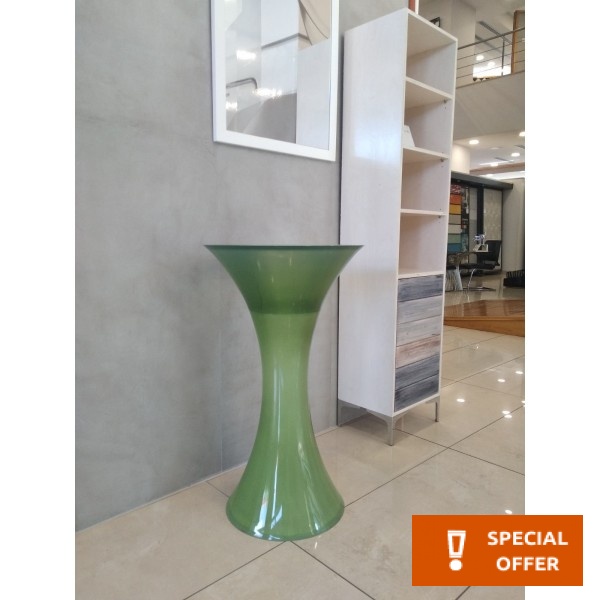 Washbasin Floor standing 49x49x90 material: Quaryl, color: Green surface: Glossy Floor standing Washbasin Floor standing 49x49x90 material: Quaryl, color: Green surface: Glossy Floor standing