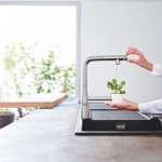 Μπαταρία κουζίνας επικαθήμενη από ορείχαλκο με ντους 1 ροής, L-Spout, χρώμα: Χρωμέ επιφάνεια: Γυαλιστερή Επικαθήμενες