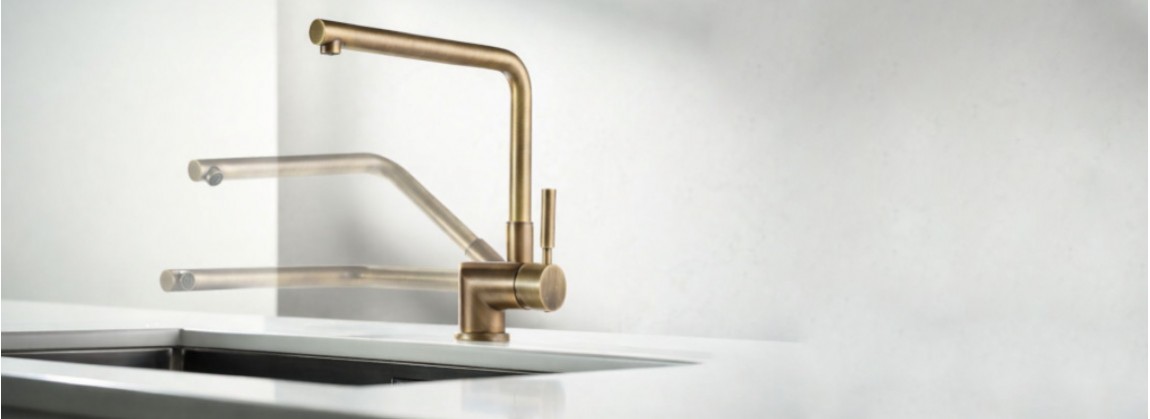 Window spout side kitchen taps